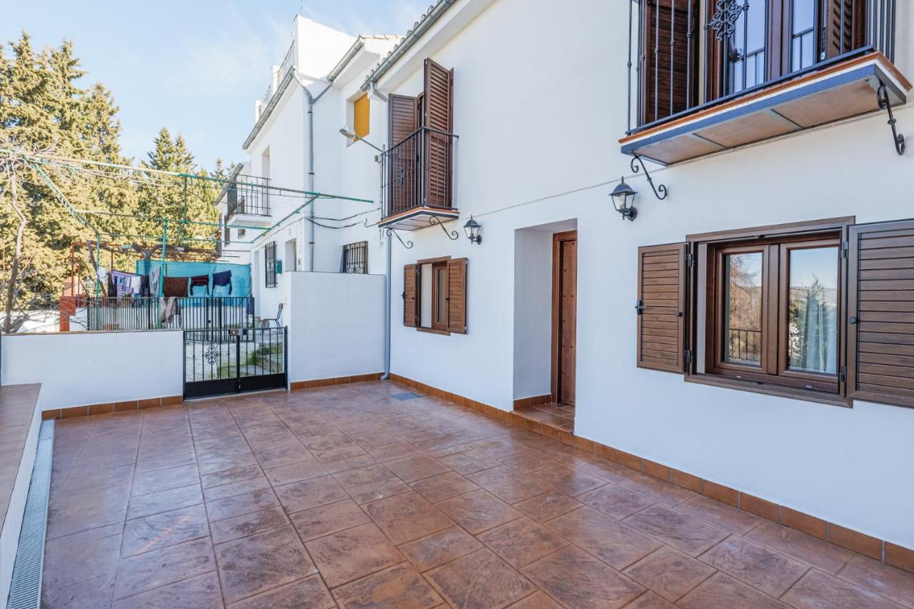 Fantastica Casa De 3 Bedroom Y 3 Banos - Casa De Relax- Montefrio Exterior photo